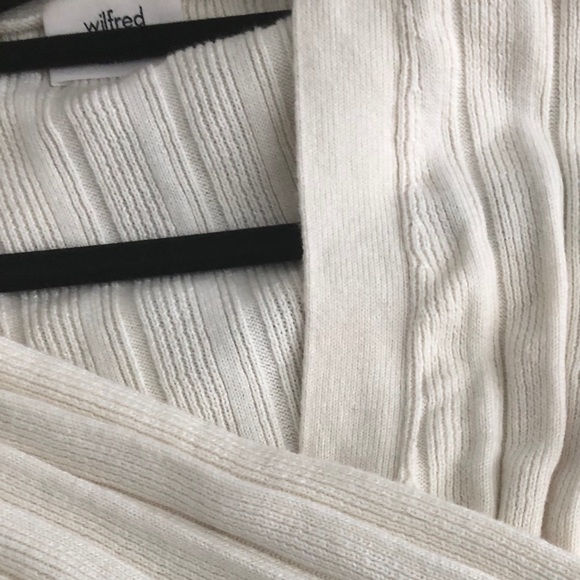 Aritzia front plunge cardigan - Picture 3 of 5